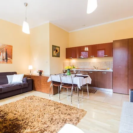 Lägenhet Styl Radowid Z Basenem, Centrum Miasta