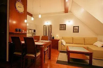 Styl Radowid Z Basenem, Centrum Miasta زاكوباني