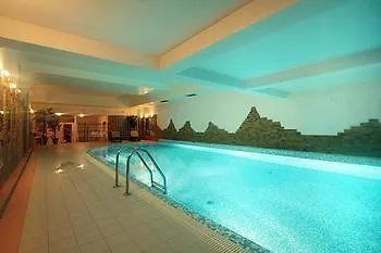 شقة Styl Radowid Z Basenem, Centrum Miasta *