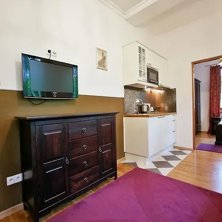 Apartamento Styl Radowid Z Basenem, Centrum Miasta