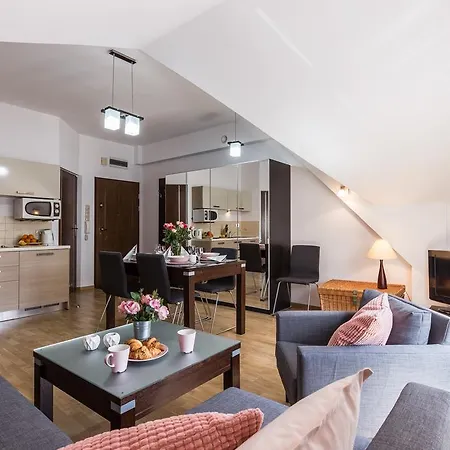 Apartamento Styl Radowid Z Basenem, Centrum Miasta