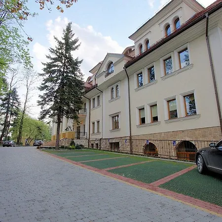 Styl Radowid Z Basenem, Centrum Miasta