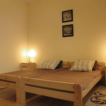 شقة Styl Radowid Z Basenem, Centrum Miasta