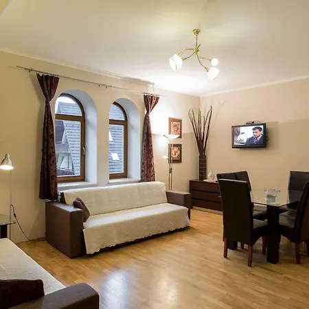 Styl Radowid Z Basenem, Centrum Miasta *